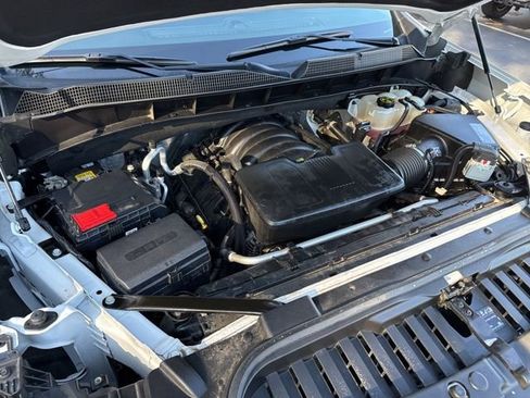 Used 2020 Chevrolet Silverado 1500 LT Trail Boss image 33