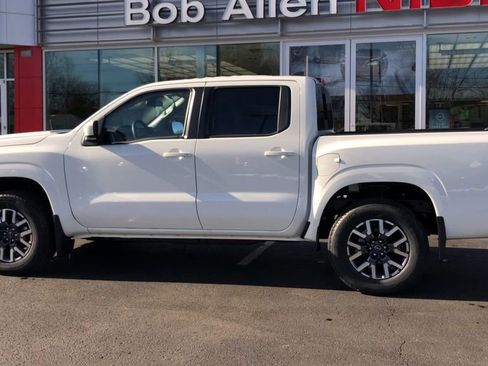 New 2026 Nissan Frontier SV w/ Tow Package AWD/4WD image 5