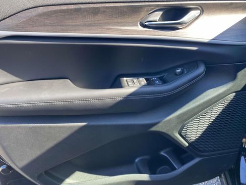 New 2026 Jeep Grand Cherokee Limited w/ Limited Altitude Package image 38