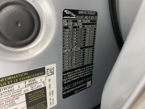 Used 2023 Jaguar F-PACE S image 33