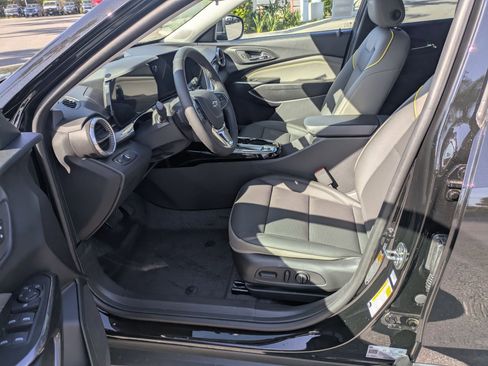 New 2026 Chevrolet Trax ACTIV w/ Driver Confidence Package image 11