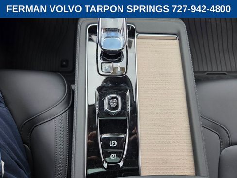 New 2026 Volvo XC90 B6 Plus w/ Protection Package Premier image 28