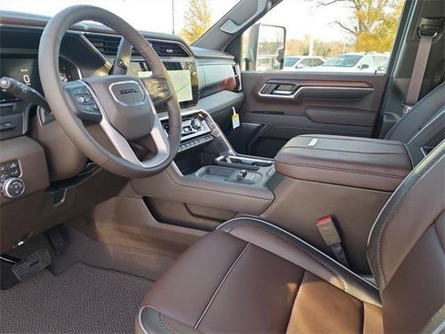 New 2026 GMC Sierra 2500 Denali w/ Denali Reserve Package image 15