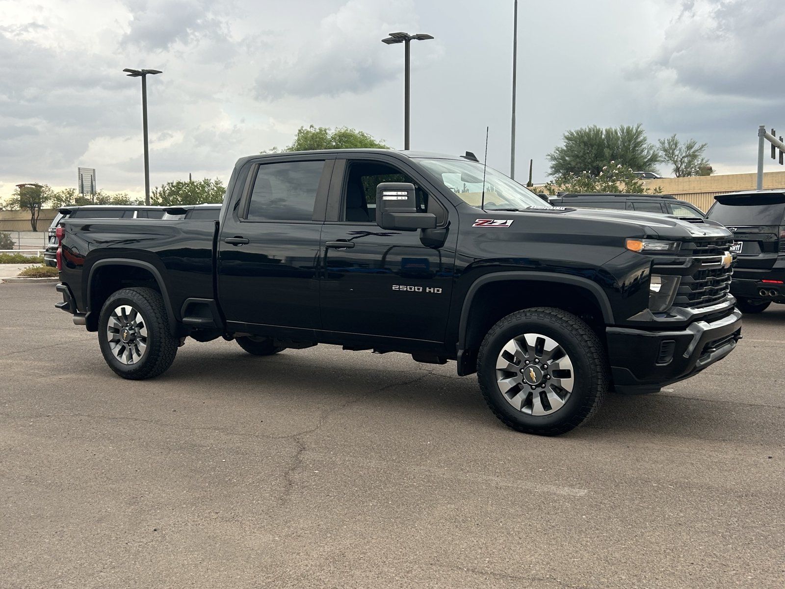 Used 2024 Chevrolet Silverado 2500 Custom w/ Custom Value Package AWD/4WD image 7