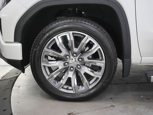 Used 2025 GMC Sierra 1500 Denali AWD/4WD image 30