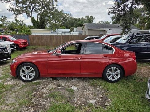 Used 2017 BMW 330i Sedan RWD image 4