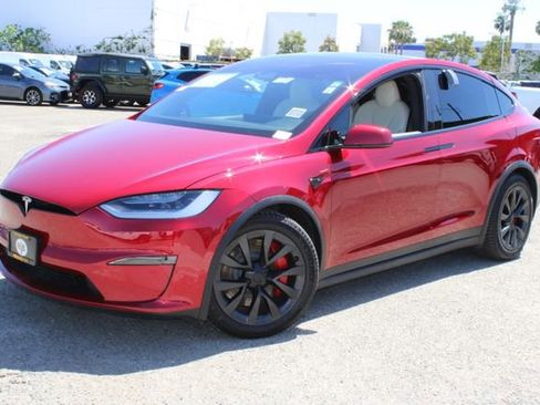 Used 2023 Tesla Model X Plaid image 10