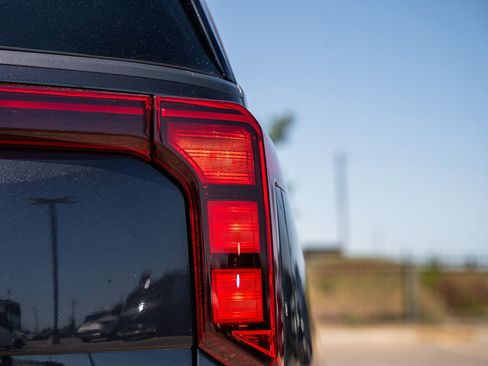 New 2026 Kia Carnival SX FWD image 13