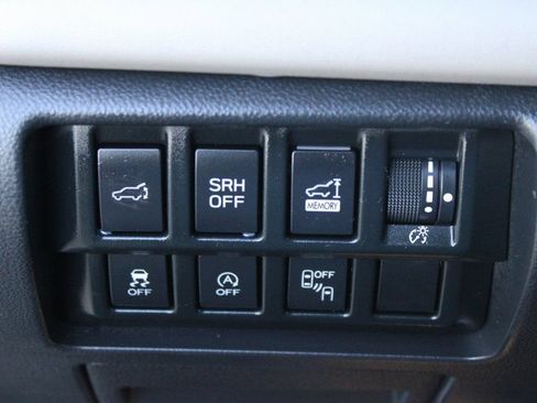 Certified 2023 Subaru Forester Limited image 12