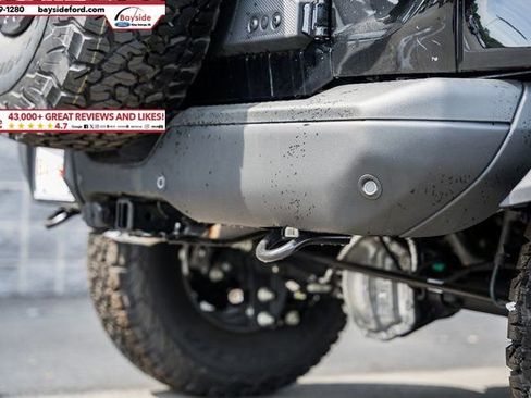 New 2025 Ford Bronco Raptor w/ Interior Carbon Fiber Pack AWD/4WD image 9