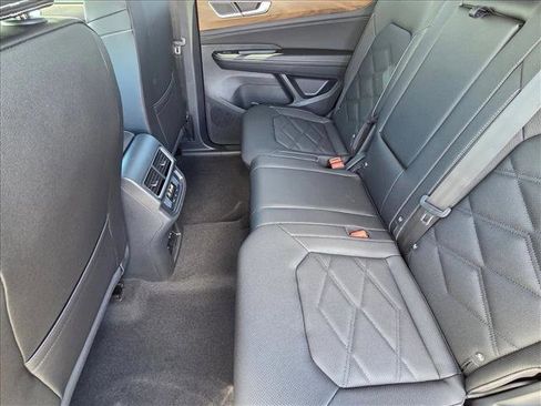 New 2026 Volkswagen Atlas SE FWD image 15