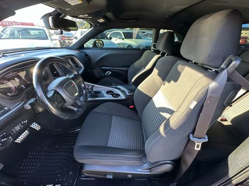 Used 2022 Dodge Challenger R/T w/ Blacktop Package image 9