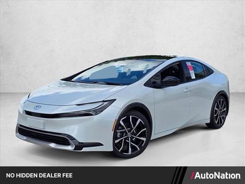 New 2026 Toyota Prius Plug-In Hybrid FWD image 1