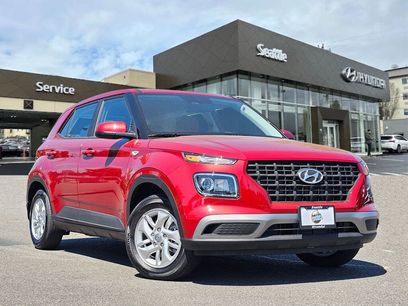 New 2025 Hyundai Venue SE