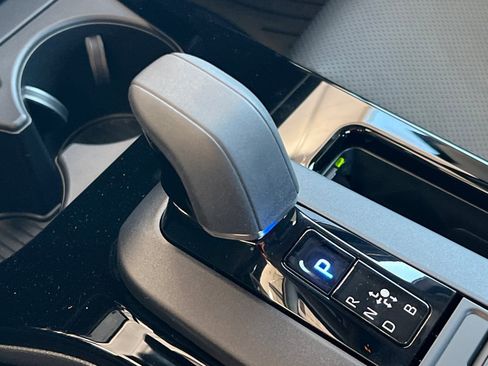 New 2026 Toyota Prius XLE FWD image 18