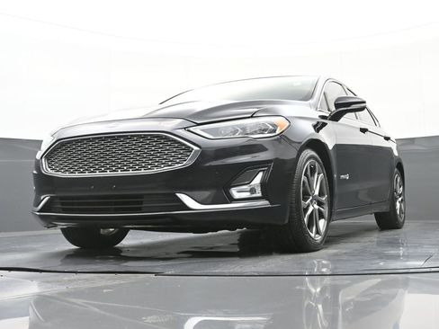 Used 2019 Ford Fusion Titanium image 42