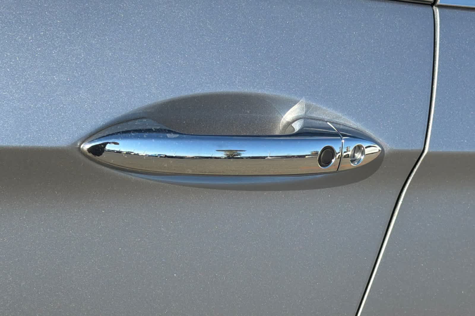 Used 2017 Honda Accord Touring image 10