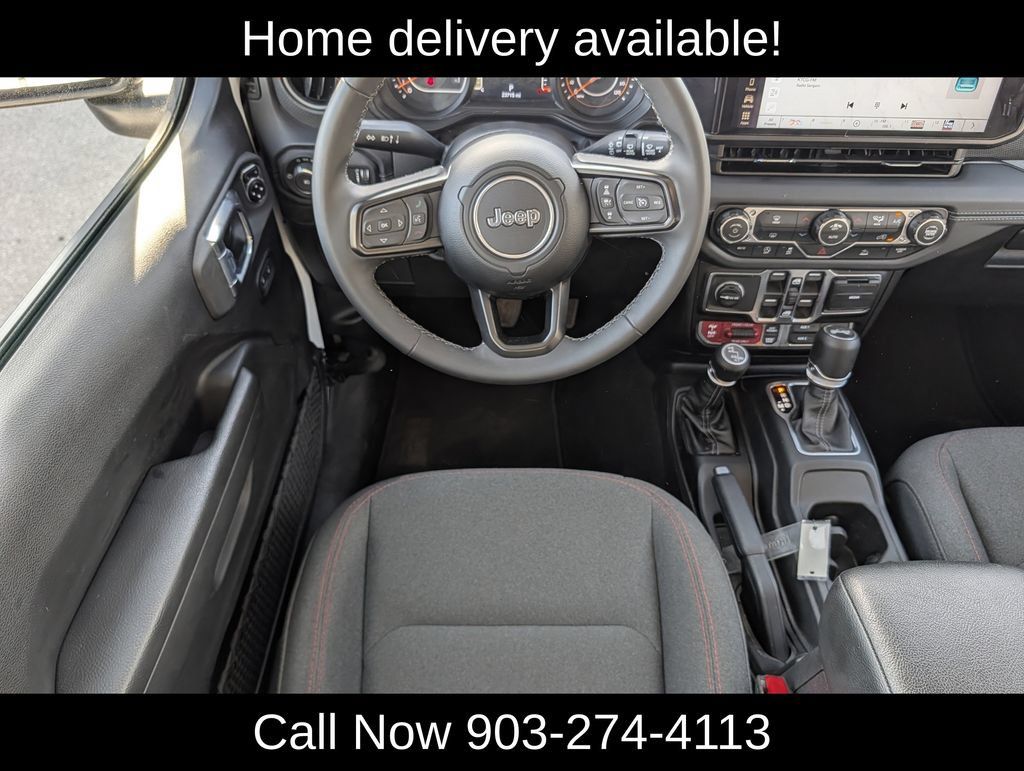 Used 2026 Jeep Wrangler Unlimited Rubicon AWD/4WD image 10