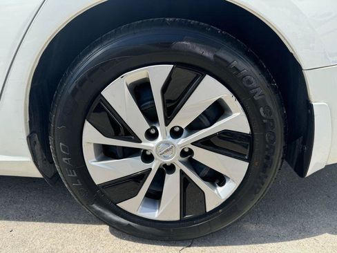 Used 2020 Nissan Altima 2.5 S w/ Driver Assist Package FWD image 9