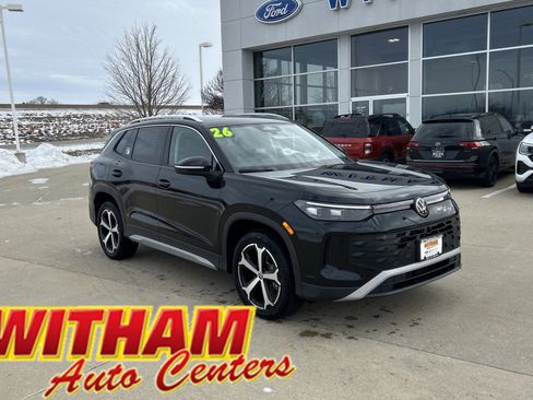 New 2026 Volkswagen Tiguan SE image 1