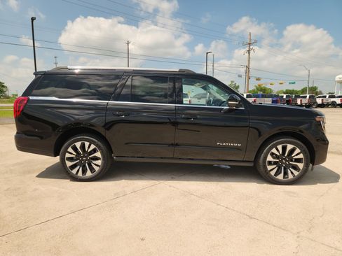 New 2026 Ford Expedition Max Platinum AWD/4WD image 7