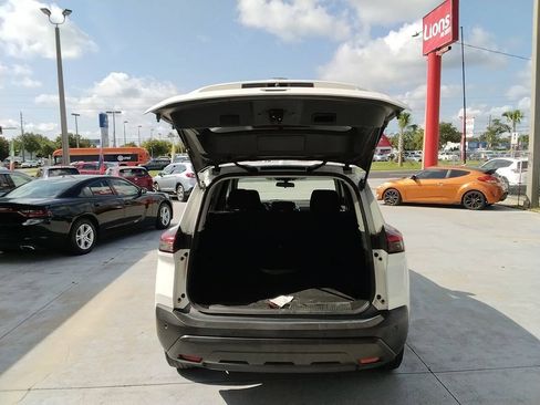 Used 2021 Nissan Rogue S FWD image 6