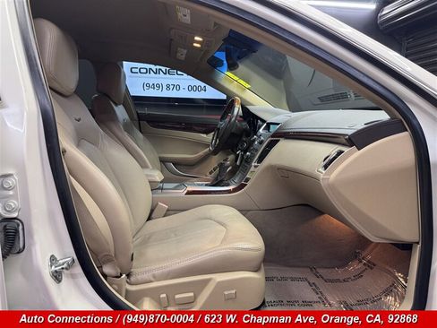 Used 2011 Cadillac CTS Luxury image 7