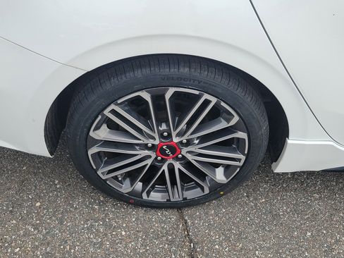 Certified 2023 Kia Forte GT w/ GT2 Package FWD image 39