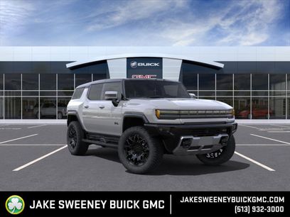 New 2025 GMC Hummer EV 2X w/ LPO, Dark Essentials Package