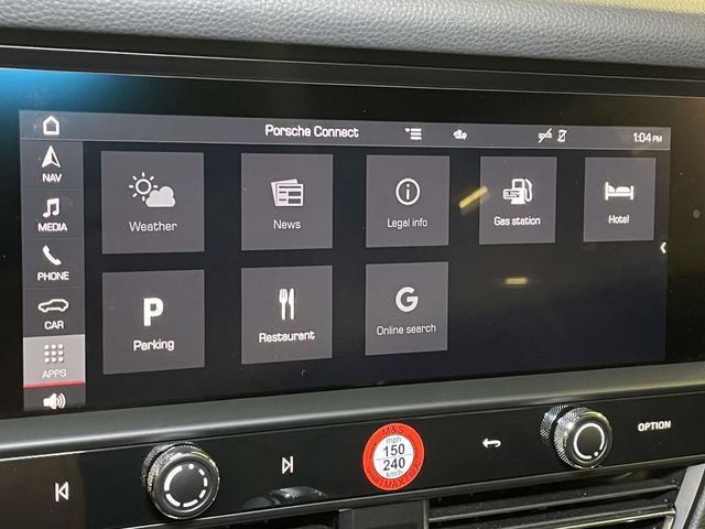 Certified 2025 Porsche Macan AWD/4WD image 30