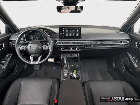 Used 2025 Honda Civic Sport image 9