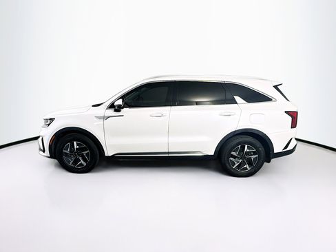Used 2021 Kia Sorento EX FWD image 4