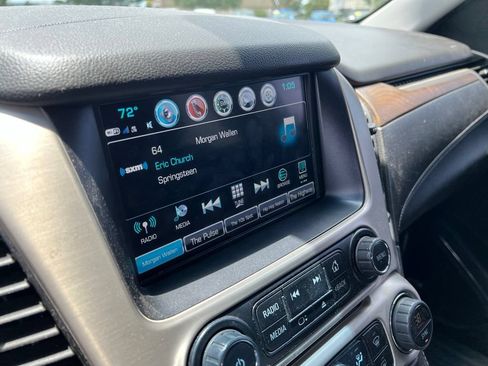 Used 2019 GMC Yukon XL Denali w/ Denali Ultimate Package AWD/4WD image 11