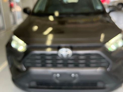 Used 2025 Toyota RAV4 XLE FWD image 3