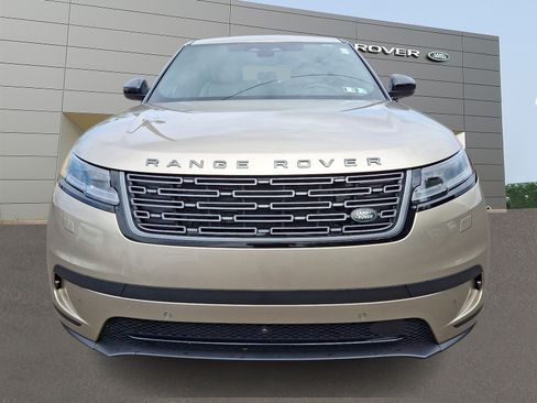 Used 2026 Land Rover Range Rover Velar S AWD/4WD image 8