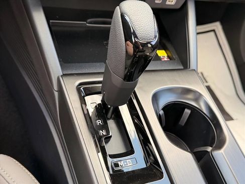 New 2026 Subaru Outback Limited AWD/4WD image 19