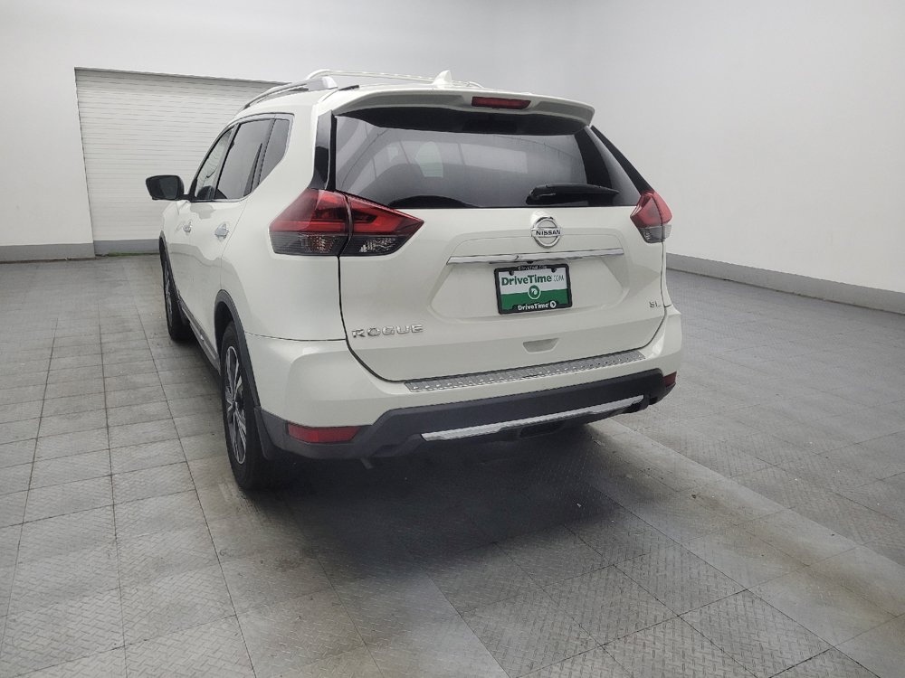 Used 2018 Nissan Rogue SL w/ Premium Package FWD image 5