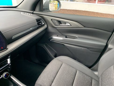 Used 2024 Chevrolet Traverse LT image 45