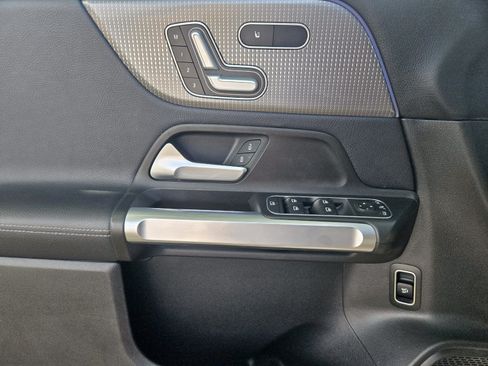 Certified 2021 Mercedes-Benz GLB 250 image 14