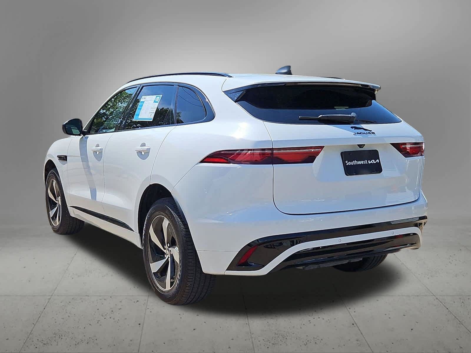 Used 2024 Jaguar F-PACE R-Dynamic S AWD/4WD image 4