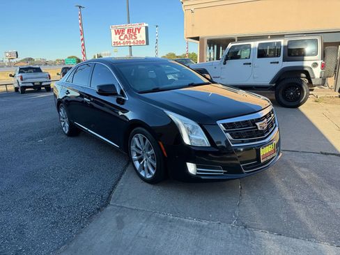 Used 2016 Cadillac XTS Luxury image 3