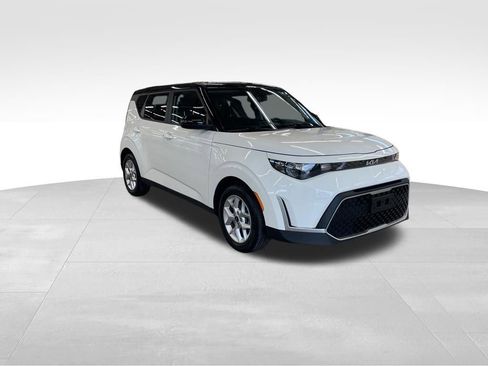 Certified 2023 Kia Soul S FWD image 35