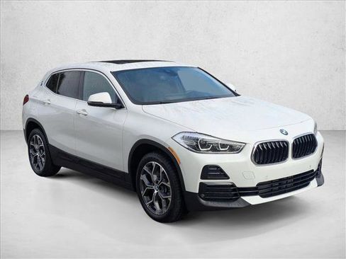 Used 2023 BMW X2 sDrive28i w/ Premium Package 2 image 3