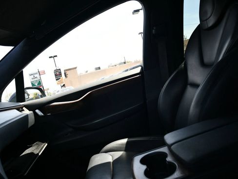 Used 2018 Tesla Model X 100D AWD/4WD image 9
