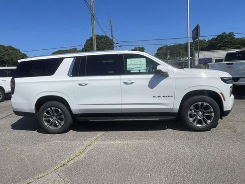 New 2026 Chevrolet Suburban LS RWD image 2