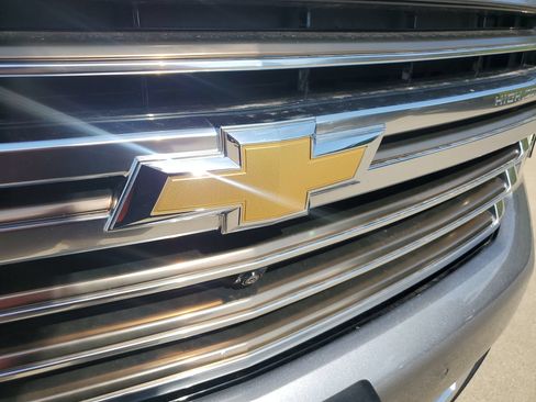 Used 2022 Chevrolet Tahoe High Country AWD/4WD image 37