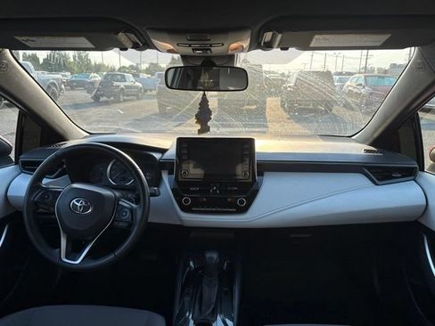 Used 2021 Toyota Corolla SE FWD image 15