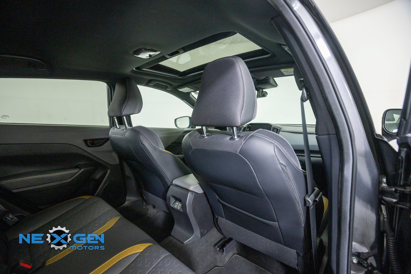 Used 2025 Subaru Crosstrek 2.5i Sport w/ Crosstrek Mirror Package AWD/4WD image 34