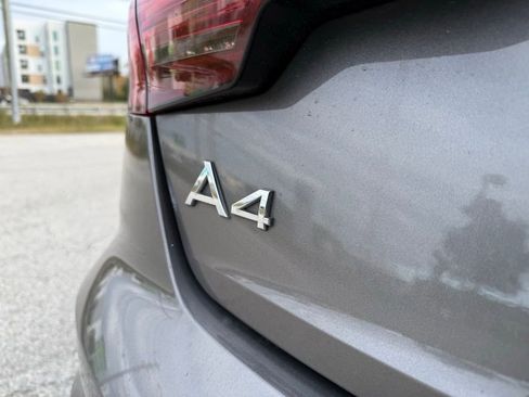 Used 2020 Audi A4 2.0T Premium w/ Convenience Package image 11