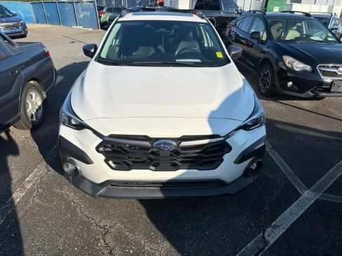 Used 2024 Subaru Crosstrek 2.5i Limited w/ Popular Package #4A AWD/4WD image 2